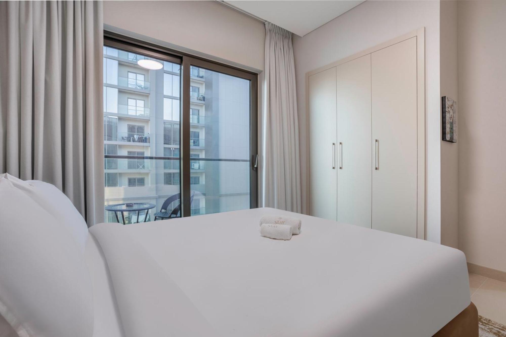 Stay By Latinem Luxury 1Br Plus Study Holiday Home Cv A2712 Near Downtown Dubai Exterior foto